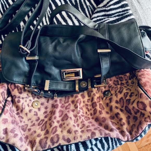 Bag - Picture 2 of 5